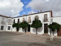 Ronda-Plaza Mondragon