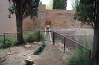 Acequia (al-saqiyya) - Wasserleitung, welche die Alhambra versorgt