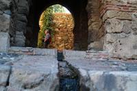 Hufeisenbogen in der Kasbah von Málaga