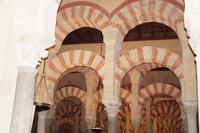 Manch einer hält die doppelten Bögen der Mezquita für die Nachbildung eines Palmenhains