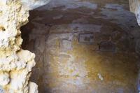 Urnennischen und Wandmalereien