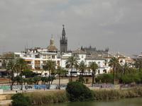 Wevilla von der anderen Uferseite aus