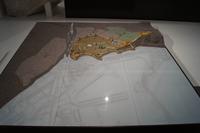 Modell des maurischen Málaga etwa zur Eroberung durch die Spanier über Karte des heutigen Málaga