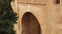 Granada - Eingangstor der Alhambra
