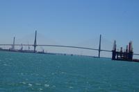 Brücke der Verfassung von 1812 und Carranza-Brücke (im Hintergrund) 