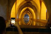 Wasserzisterne in den Reales Alcázares Sevilla, diese stammt tatsächlich noch aus der Zeit vor der christlichen Eroberung, wobei das Gewölbe bereits gotisch ist