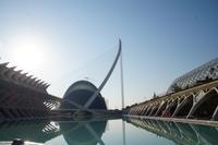 El Jamonero (als die Brücke errichtet wurde, sah sie nicht aus wie eine Harfe, sondern wie eine Halterung zum Schinkenschneiden (Jamonero, von Jamón)