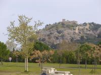 Rast nahe dem Knoblauchdorf und an der Festung Mornas