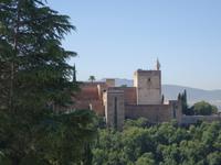 Blick auf die Alhambra von Albaicin Viertel und San Nicolas Aussichtspunkt in Granada (6)