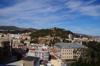 Palacio de Aduana, Alcazaba und Castillo de Gibralfaro vom Hoteldach aus gesehen
