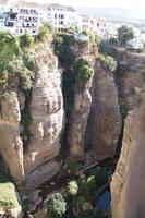 Blick in den Tajo de Ronda bis zum Guadalevín, dem Wadi al-Laban (Milchfluss) 