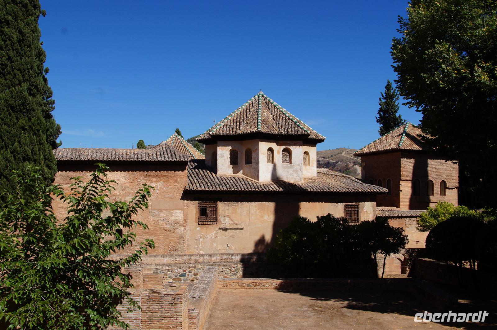 Nasridenpaläste von außen 