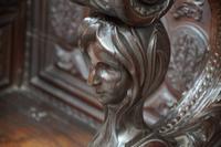 Eines von vielen individuell gestalteten Gesichtern im Chorgestühl