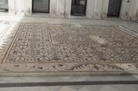 Römisches Mosaik im Rathausinnenhof von Carmona