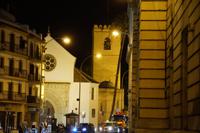 Gotische Kirche mit Minarett,