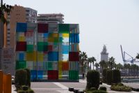 Centre Pompidou und La Farola (ein von zwei weiblichen Leuchttürmen in Spanien - alle anderen sind EL Faro)