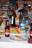 Gedeckte Tafel beim Grillen im Cortijo Salinas