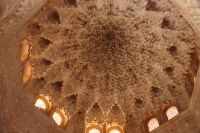 Deckengewölbe im Zwei-Schwestern-Saal