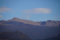 Pico del Veleta, zweithöchster Berg der Sierra Nevada, vierthöchster Berg Spaniens, emblematischer als der Mulhacén - höchster Berg der Sierra Nevada und zweithöchster Spaniens. Wo Schatten und Licht ineinander übergehen ein Observatorium