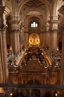 Kathedrale Jaén: Blick auf das Kirchenschiff mit Chor und Altarraum