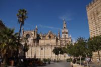 Kathedrale von Sevilla - gesehen vom Eingang zu den Reales Alcázares