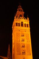 Die Giralda bei Nacht