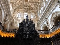 CORDOBA - Mezquita-Kathedrale - Altar mit Chorgestühl