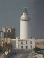 Leuchtturm im Hafen von Málaga 