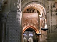 Islam und Christentum in einem Bild