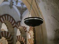 arabischer Leuchter mit christlicher Symbolik