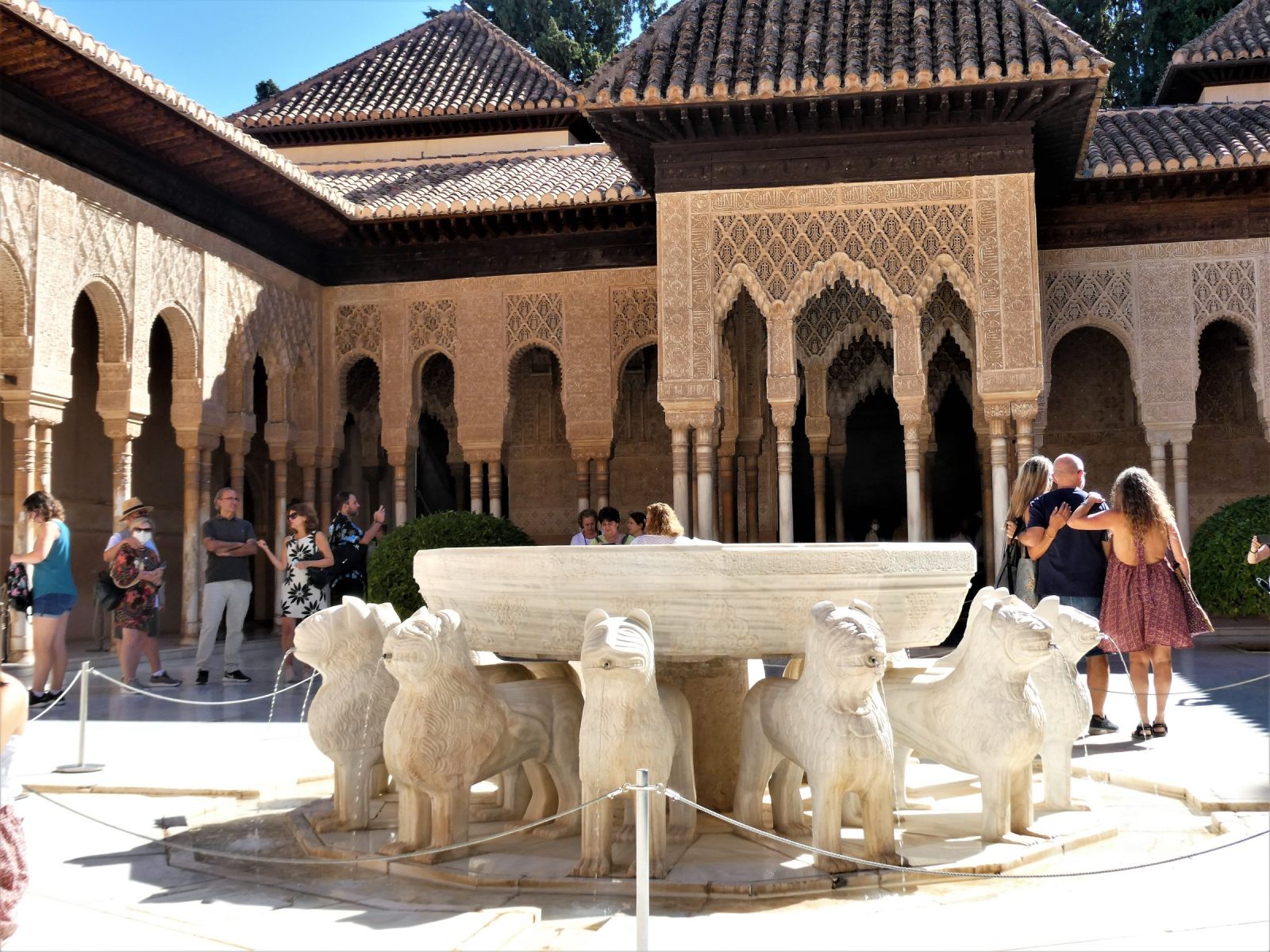 Löwenbrunnen in der Alhambra