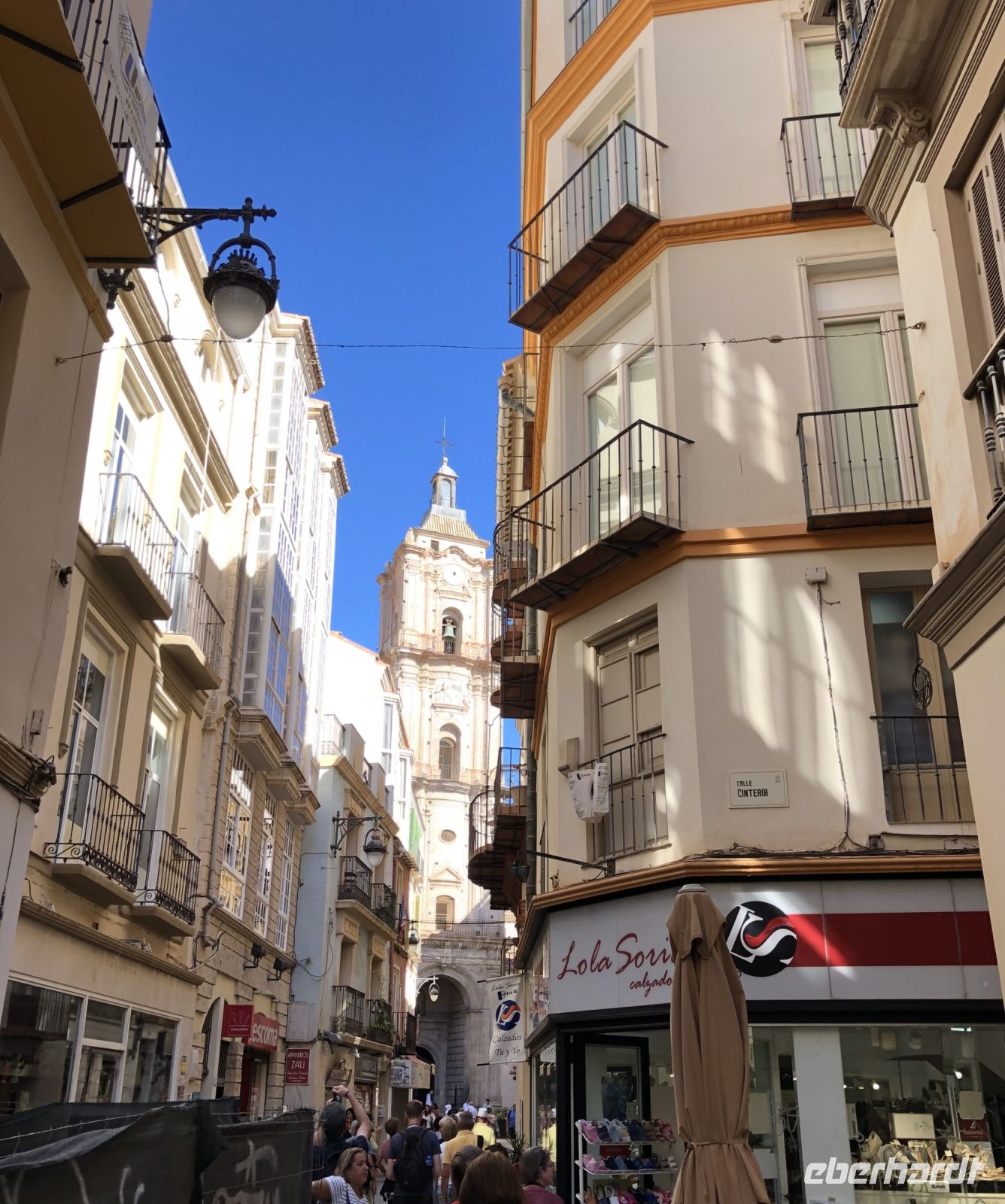 Lebendige Küstenstadt Malaga