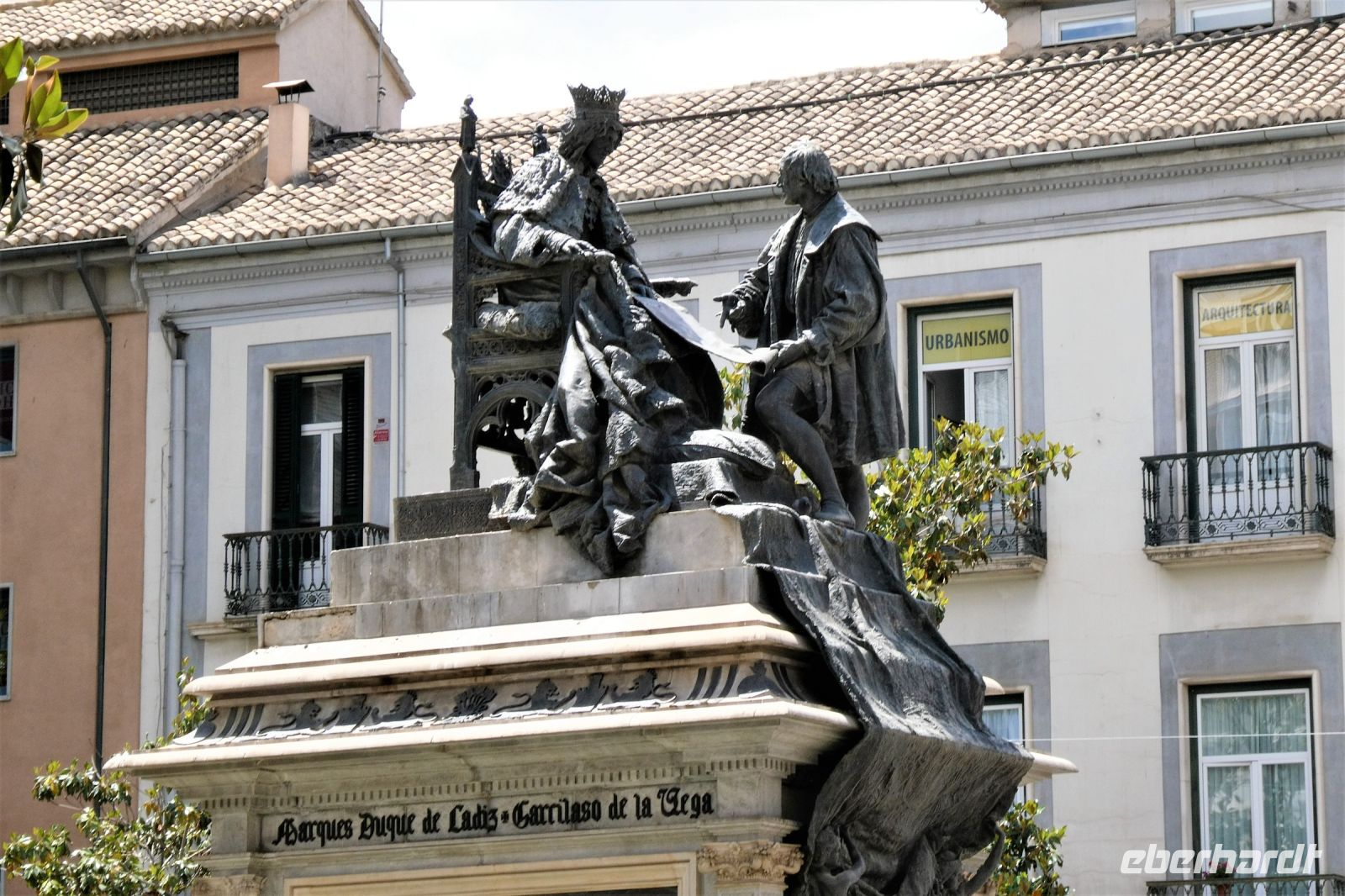 Kolumbus kniet vor Isabella I.