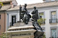 Kolumbus kniet vor Isabella I.