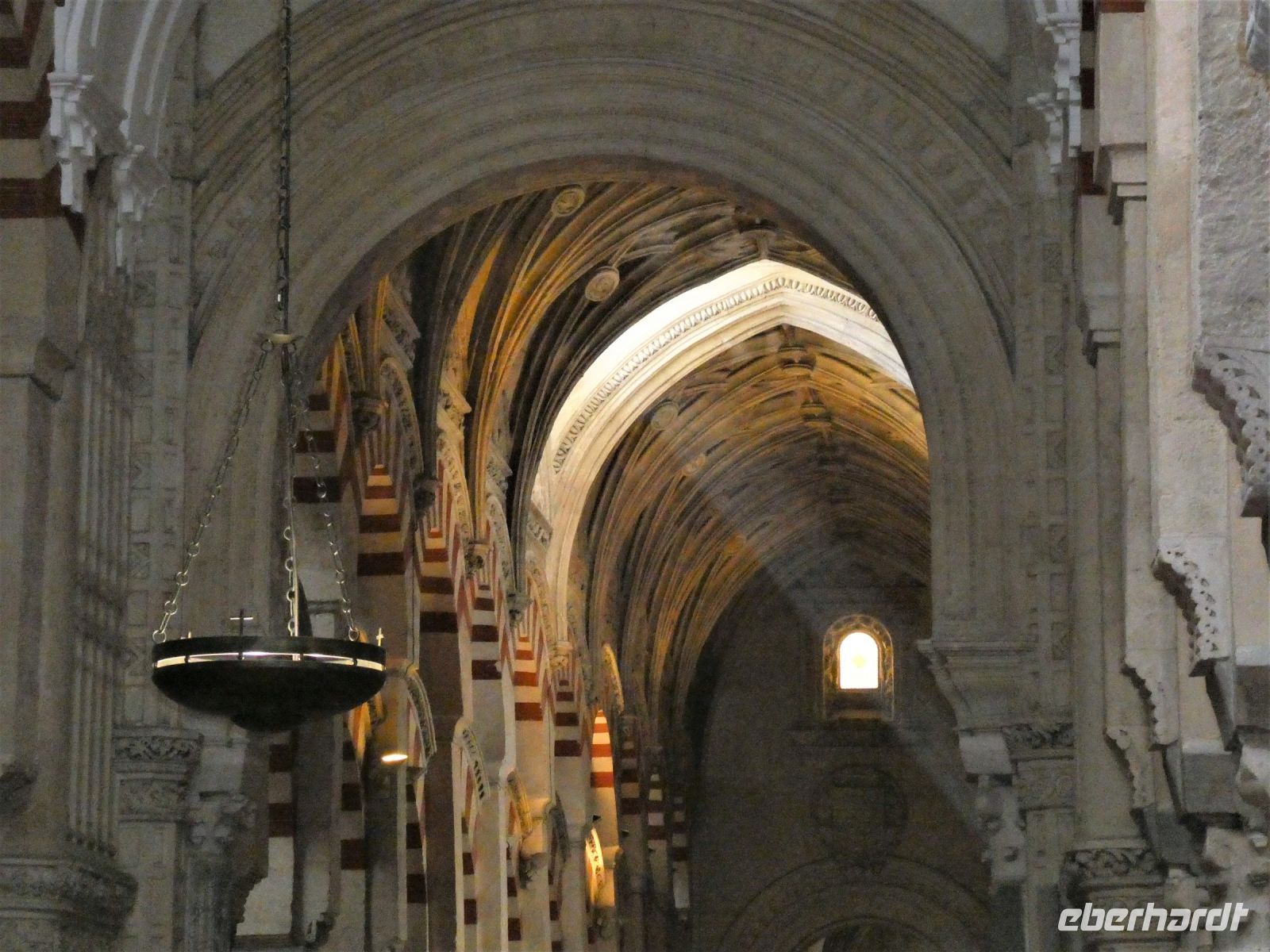Lichtstimmung in der Moschee-Kathedrale
