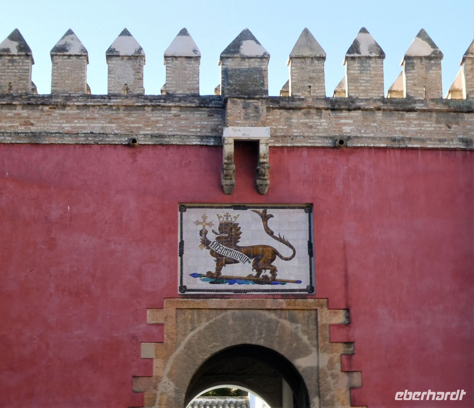 Eingang des Alcazar von Sevilla