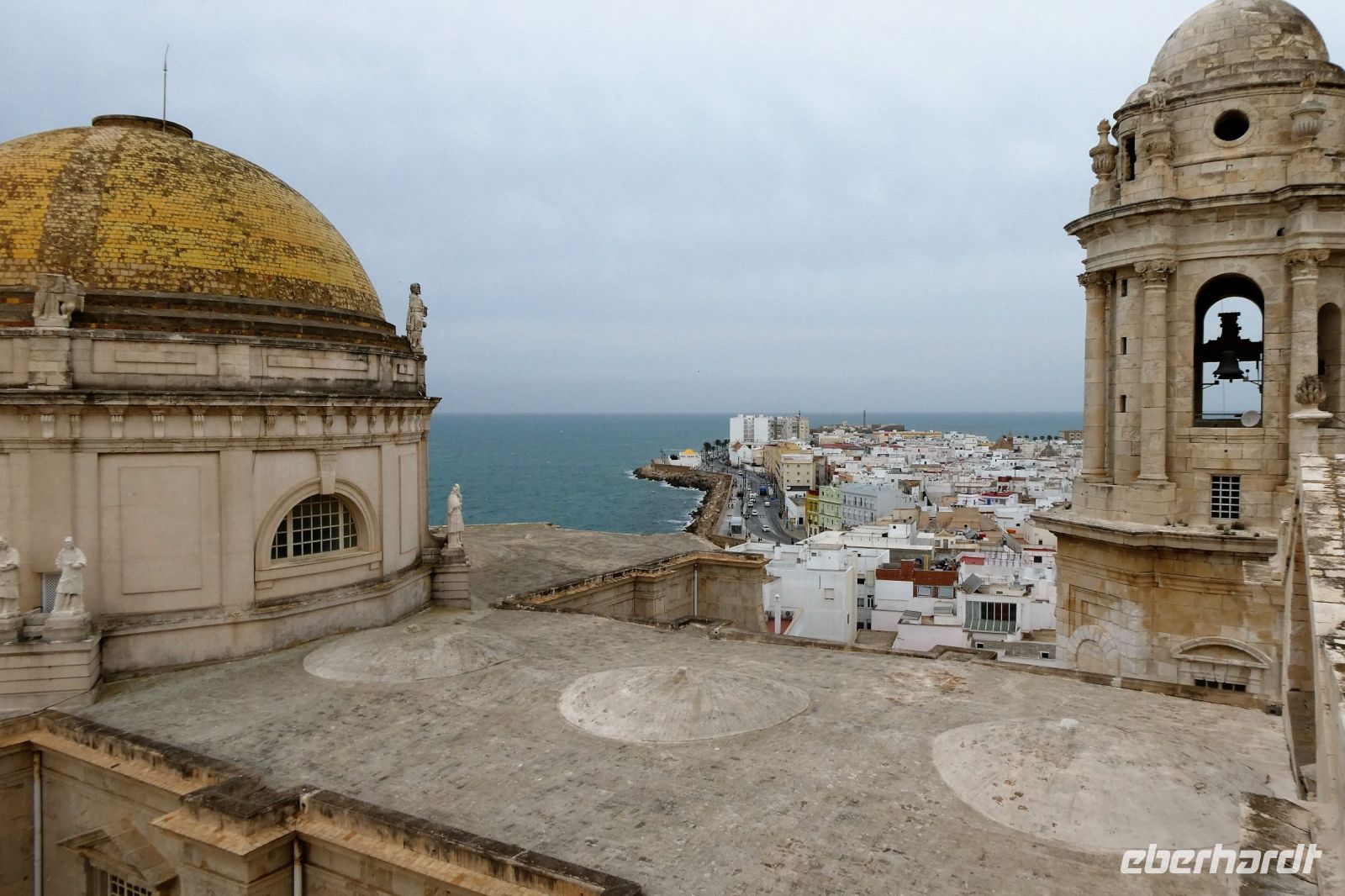 unten liegt das Meer