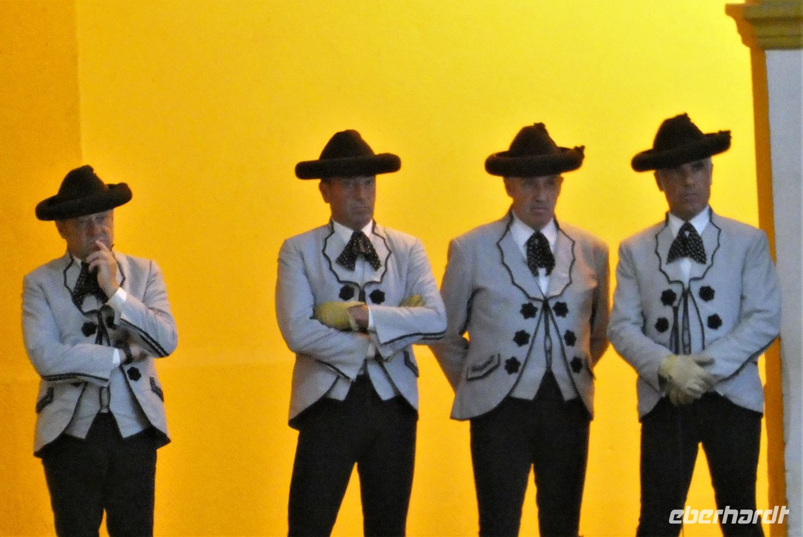 am Rande der Kulissen