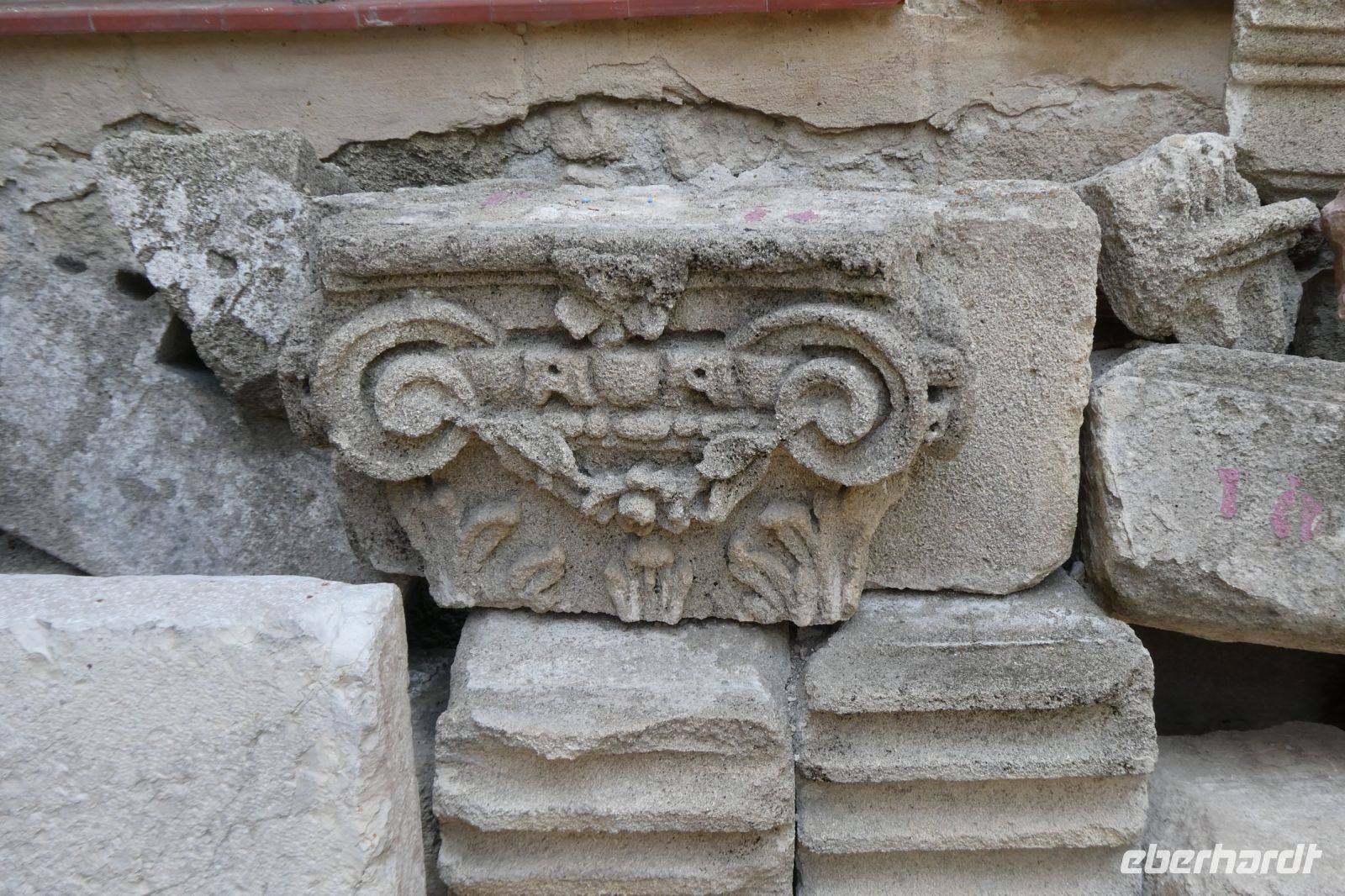 eines der Steinfragmente