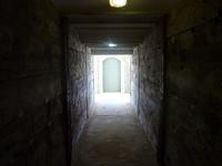 Vom dunkel geht es hier heraus ins Licht