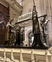 Sevilla - Kathedrale - Grabmal des Columbus