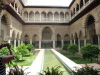 Auch Wasser darf in einem islamischen Bau nicht fehlen