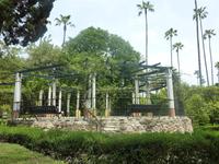 Dieser Pavillion dürfte wohl eher aus jüngeren Zeiten stammen