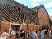 Reges Treiben bei der Markthalle 