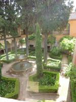 Sicherlich der schönste Innenhof bisher, weil reich bepflanzt