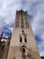 Sevilla_Giralda.jpeg