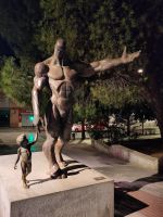 Winds of Change: Die muskelbepackte Gegenwart weist der kindlichen Zukunft den 