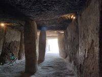 Im Dolmen de Menga, dem größten bekannten Dolmen der iberischen Halbinsel