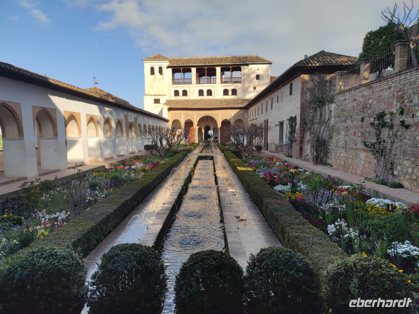 100-Granada Generalife &ndash; &copy;  (Eberhardt TRAVEL)
