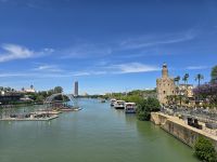 Fluss Guadalquivir mit Torre del Oro in Sevilla &ndash; &copy; Katrin Jähne (Eberhardt TRAVEL)